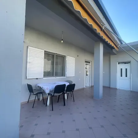 Victoria Villa Gjirokastër